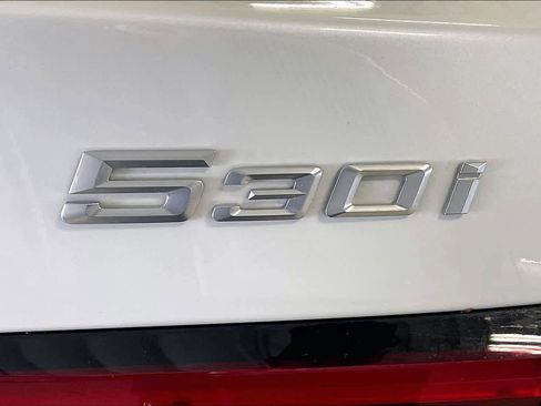Certified 2024 BMW 530i 530i image 9