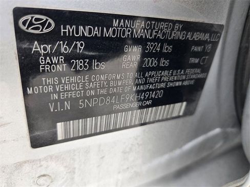 Used 2019 Hyundai Elantra Limited w/ Cargo Package image 22