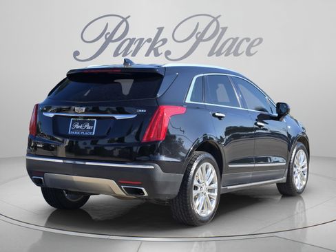 Used 2017 Cadillac XT5 Platinum AWD/4WD image 5
