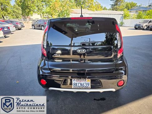 Used 2018 Kia Soul + image 8