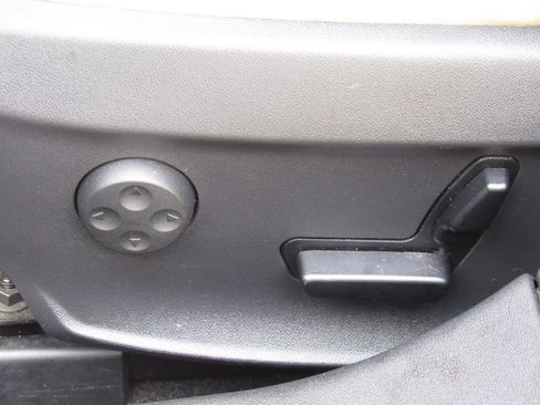 Used 2015 Tesla Model S 85D image 12