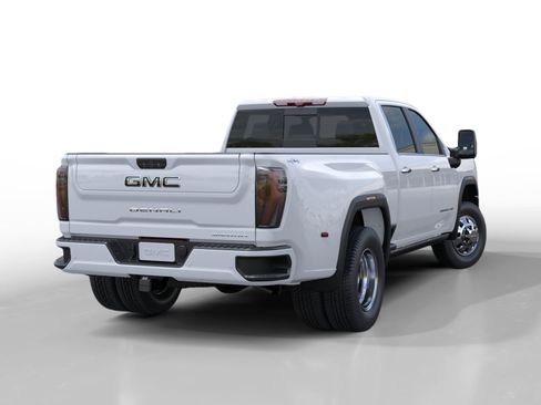 New 2026 GMC Sierra 3500 Denali Ultimate w/ LPO, Black Badging Package AWD/4WD image 4