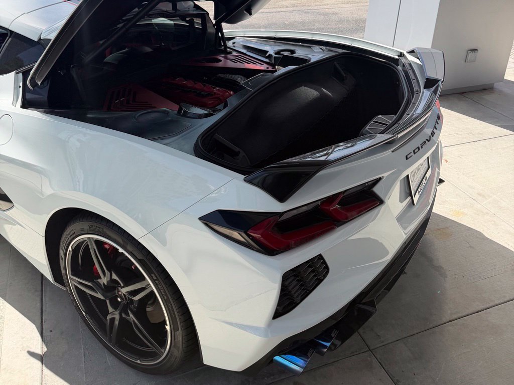 Used 2021 Chevrolet Corvette Stingray Preferred Cpe w/ Z51 Performance Package RWD image 13