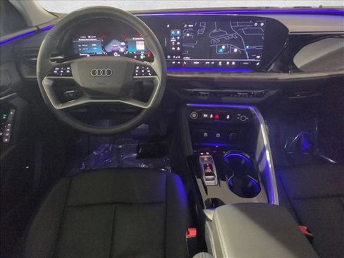 Certified 2025 Audi Q5 Premium Plus w/ Premium Plus image 19