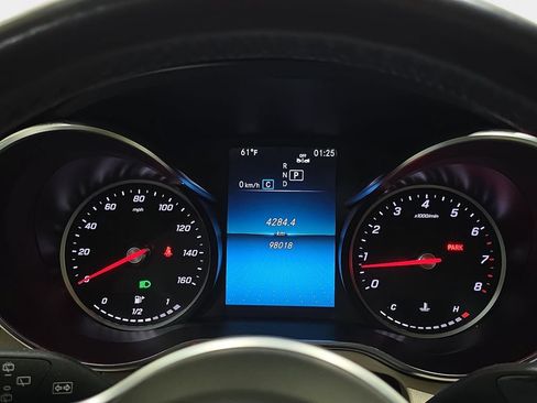 Used 2022 Mercedes-Benz GLC 300 4MATIC image 21