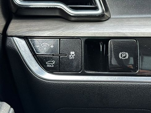Certified 2024 Kia Sportage X-Line w/ X-Line Premium Package AWD/4WD image 32