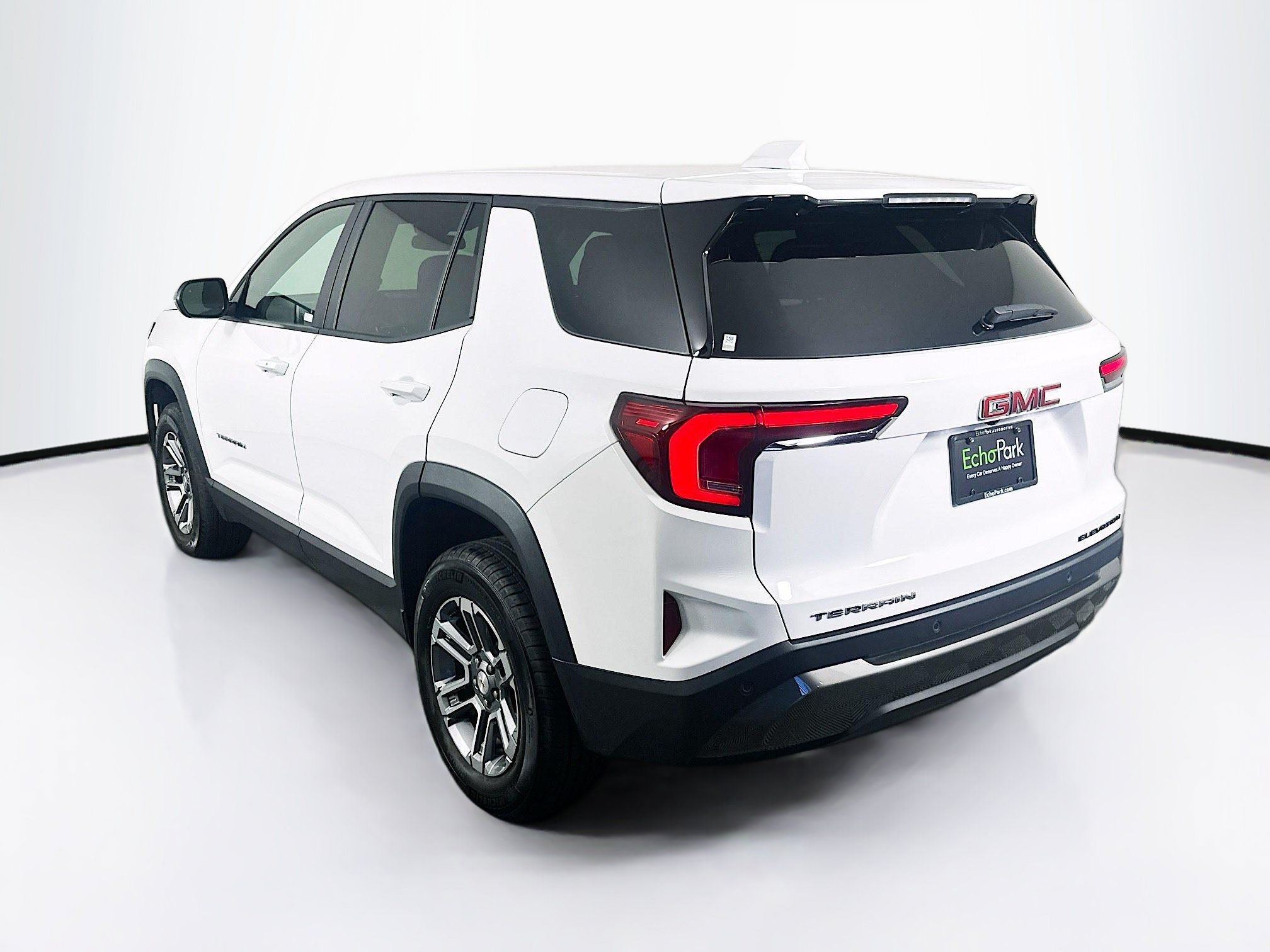 Used 2026 GMC Terrain Elevation FWD image 5