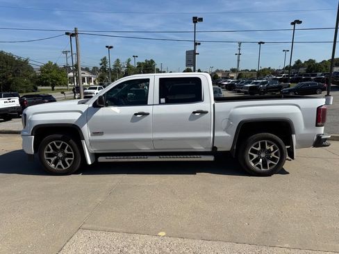 Used 2016 GMC Sierra 1500 SLT w/ All-Terrain Package AWD/4WD image 10