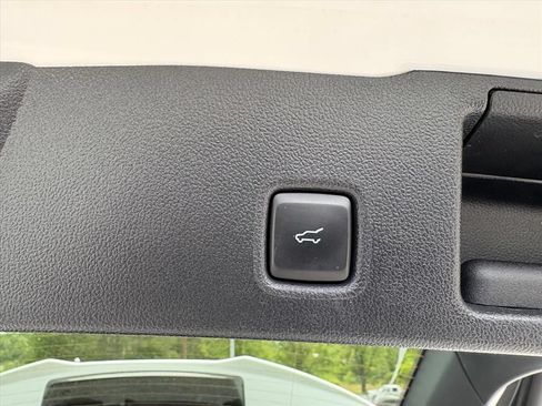 Used 2024 Ford Escape ST-Line Select AWD/4WD image 24