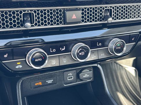 Certified 2023 Honda Civic EX image 14