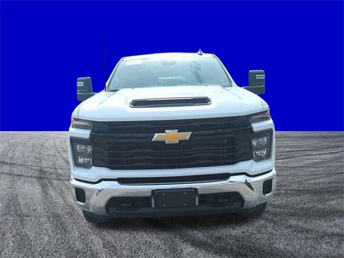 Used 2024 Chevrolet Silverado 3500 W/T w/ WT Safety Package image 9