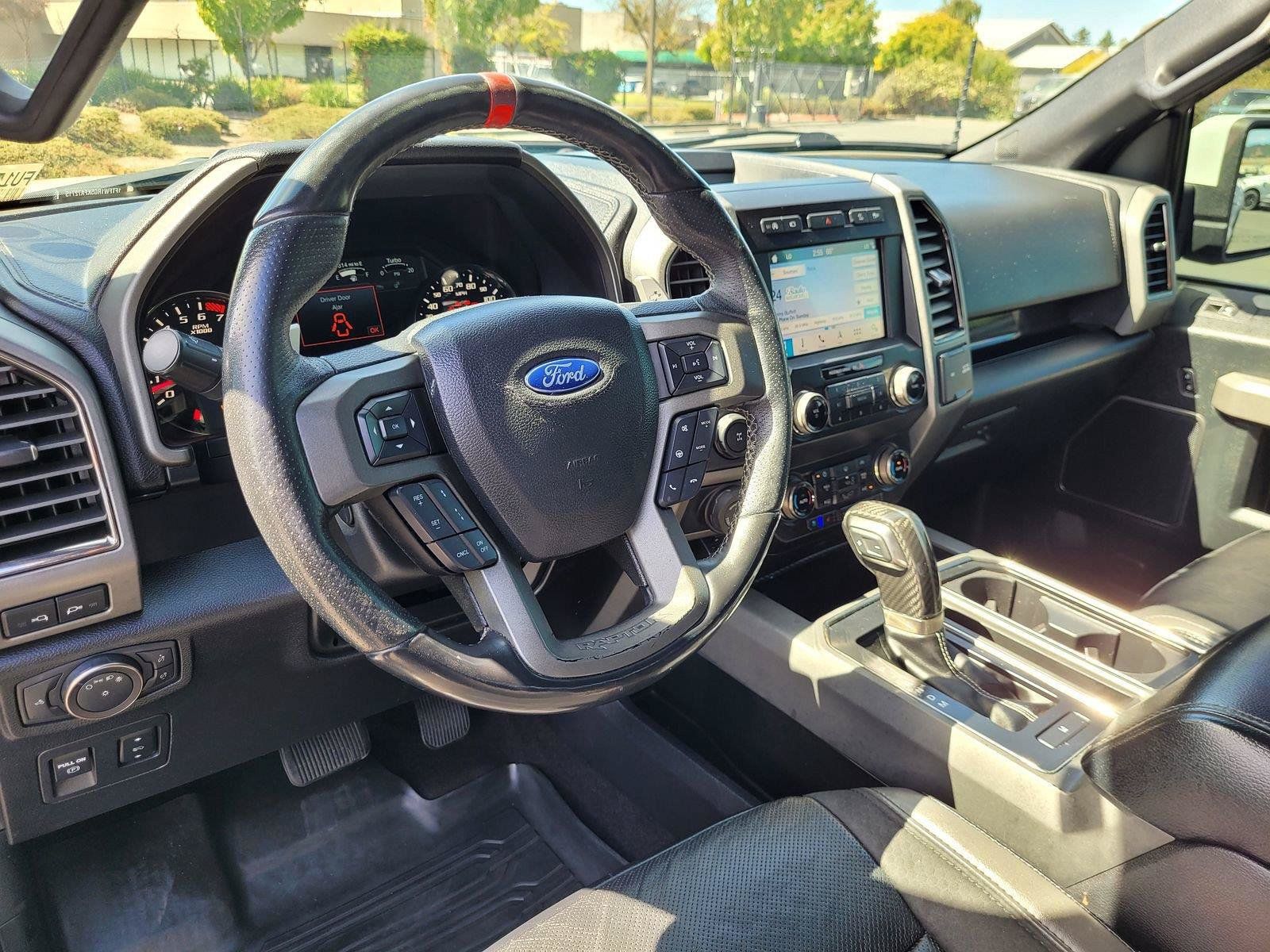 Used 2019 Ford F150 Raptor w/ Equipment Group 802A Luxury AWD/4WD image 12