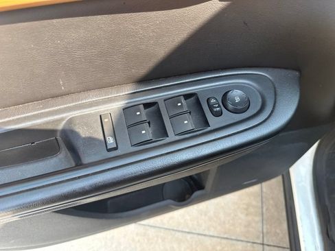 Used 2014 Chevrolet Traverse LT AWD/4WD image 7