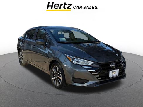 Used 2025 Nissan Versa SV image 1