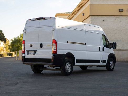 Used 2023 RAM ProMaster 2500 image 4