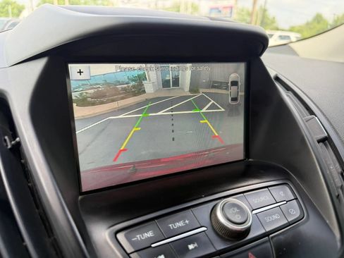 Used 2019 Ford Escape SEL AWD/4WD image 20