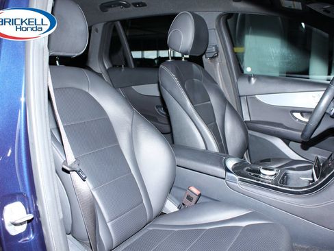 Used 2019 Mercedes-Benz GLC 300 image 16