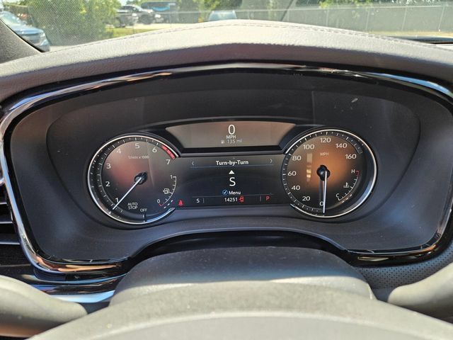Used 2025 Cadillac XT6 Luxury FWD image 28