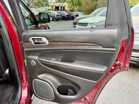 Used 2016 Jeep Grand Cherokee Overland w/ Advanced Technology Group image 30