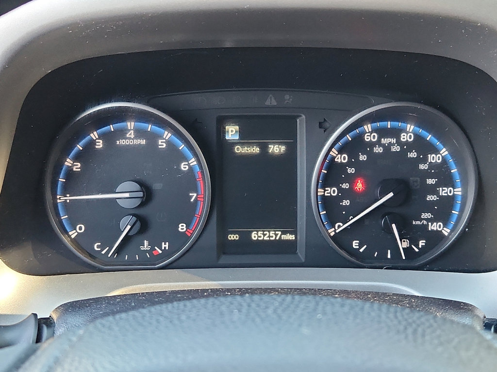 Used 2017 Toyota RAV4 LE w/ All Weather Liner Package AWD/4WD image 19