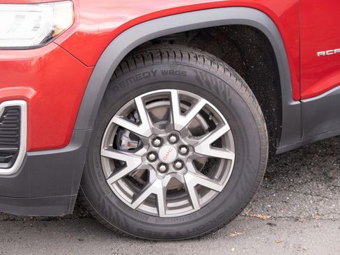 Used 2022 GMC Acadia SLE image 25