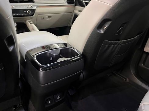 Used 2020 Kia Telluride SX w/ SX Prestige Package image 15