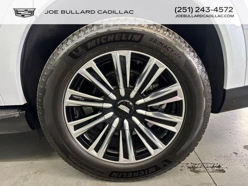 New 2026 Cadillac Escalade IQL Luxury image 14