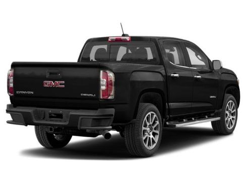 Used 2018 GMC Canyon Denali RWD image 2