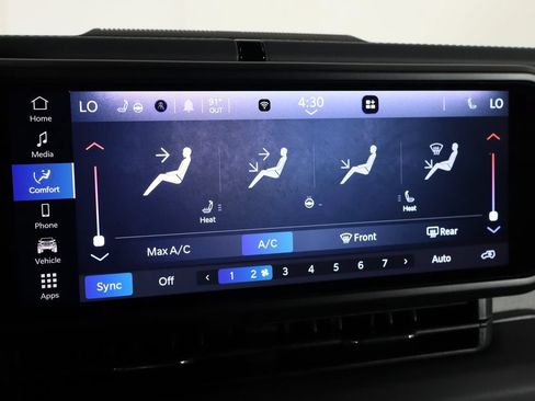 Used 2026 Jeep Wrangler Unlimited Sahara AWD/4WD image 41