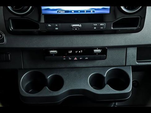 New 2025 Mercedes-Benz Sprinter 2500 image 10