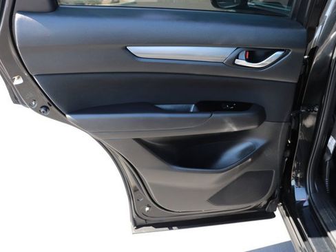 Used 2020 MAZDA CX-5 Sport FWD image 11