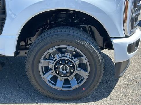 New 2026 Ford F250 XL w/ STX Appearance Package AWD/4WD image 9