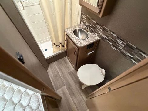 Used 2019 Chevrolet Express 3500 4500 Van w/ RV Package image 23