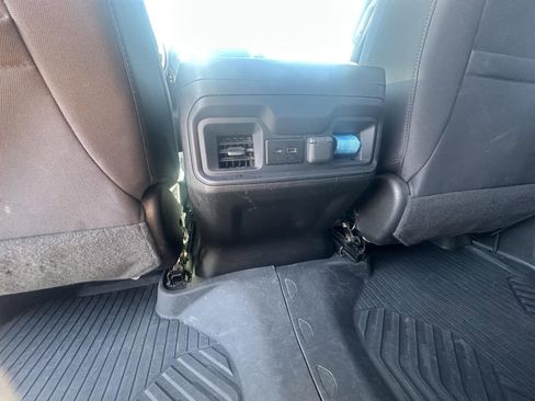 Used 2022 Chevrolet Silverado 2500 LT w/ Convenience Package AWD/4WD image 34