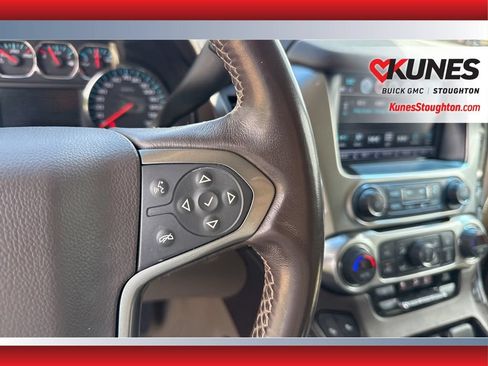 Used 2019 Chevrolet Suburban LT AWD/4WD image 32