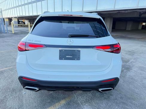 New 2026 Mercedes-Benz GLC 300 image 5