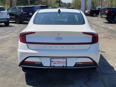 Used 2022 Hyundai Sonata SE FWD image 6
