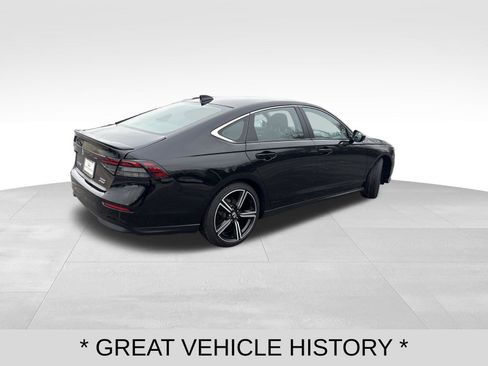 Used 2023 Honda Accord Sport image 5