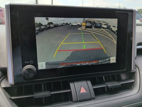 Certified 2024 Toyota RAV4 LE AWD/4WD image 21