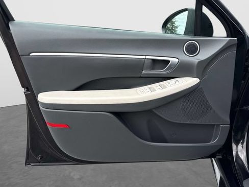 Used 2023 Hyundai Sonata SEL FWD image 17