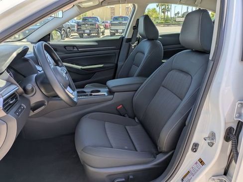 New 2026 Nissan Altima 2.5 SV FWD image 6