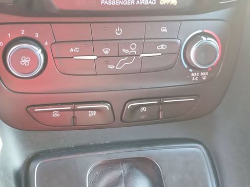 Used 2019 Ford Transit Connect XLT FWD image 21