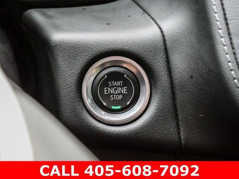 Certified 2024 GMC Yukon SLE AWD/4WD image 32