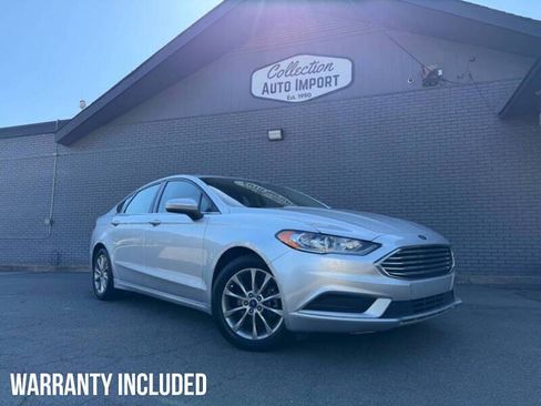 Used 2017 Ford Fusion SE FWD image 1