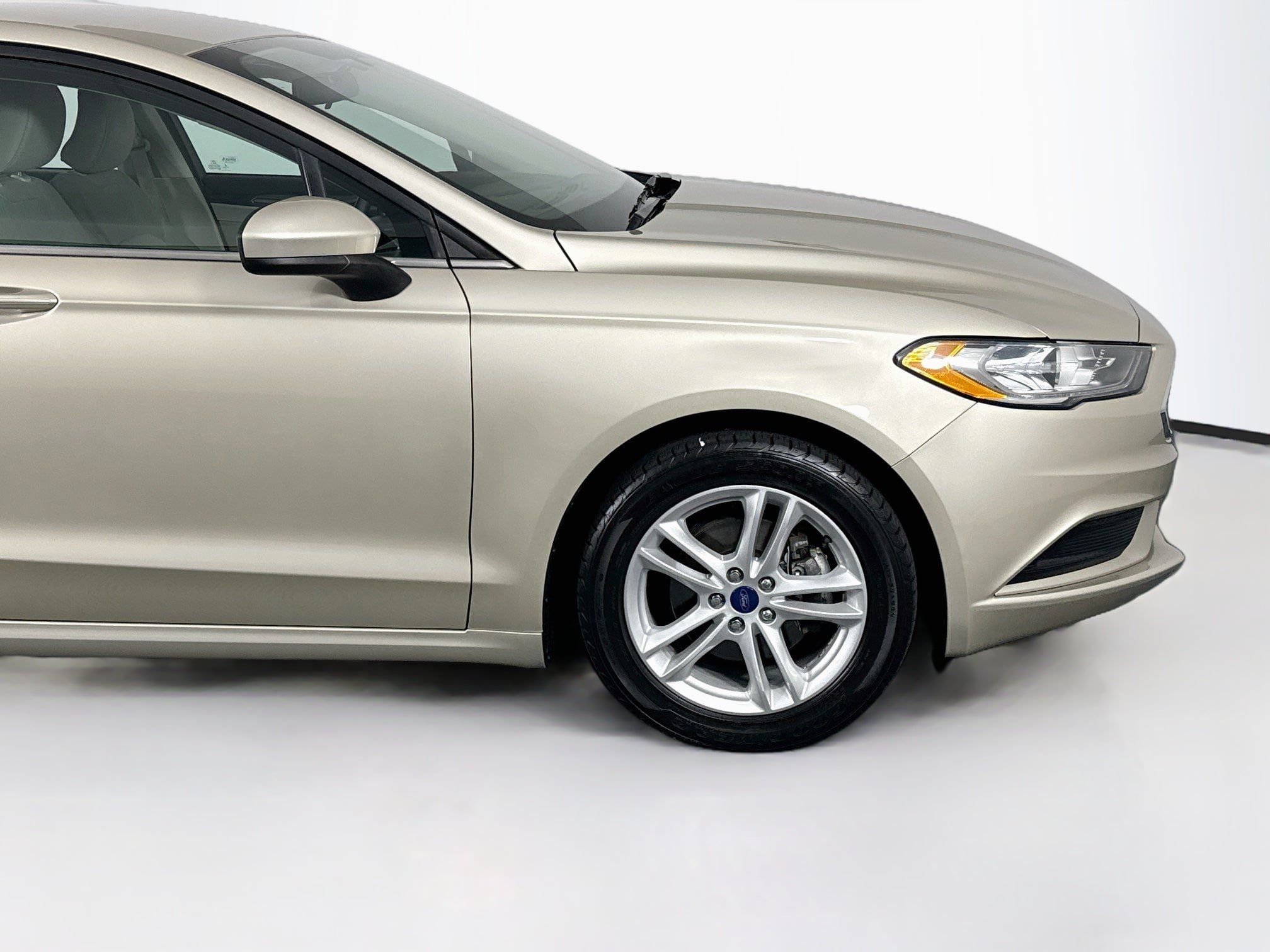 Used 2018 Ford Fusion SE FWD image 44