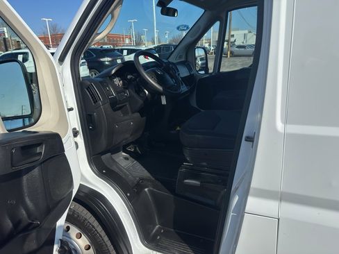 Used 2021 RAM ProMaster 2500 image 10