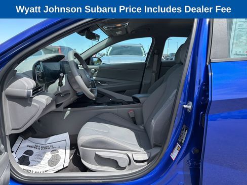 Used 2024 Hyundai Elantra SEL FWD image 15