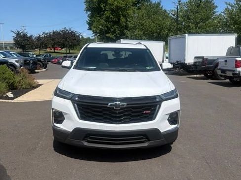 Used 2023 Chevrolet Traverse RS w/ LPO, Floor Liner Package AWD/4WD image 3