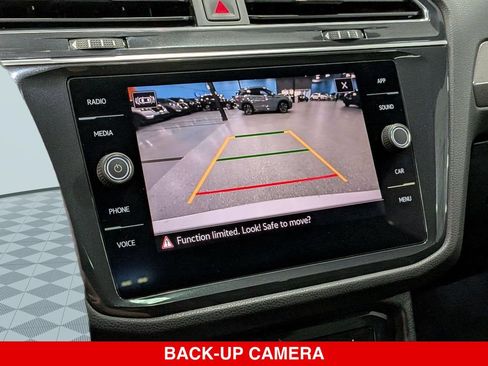 Used 2022 Volkswagen Tiguan SE R-Line AWD/4WD image 26