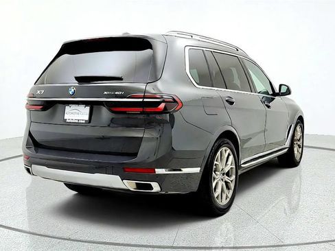 Used 2023 BMW X7 xDrive40i w/ Premium Package AWD/4WD image 5